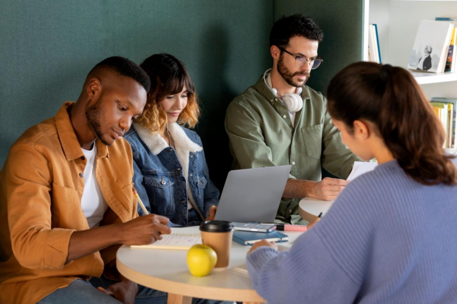 Matériel pédagogique et outils de gestion budgétaire utilisés en formation